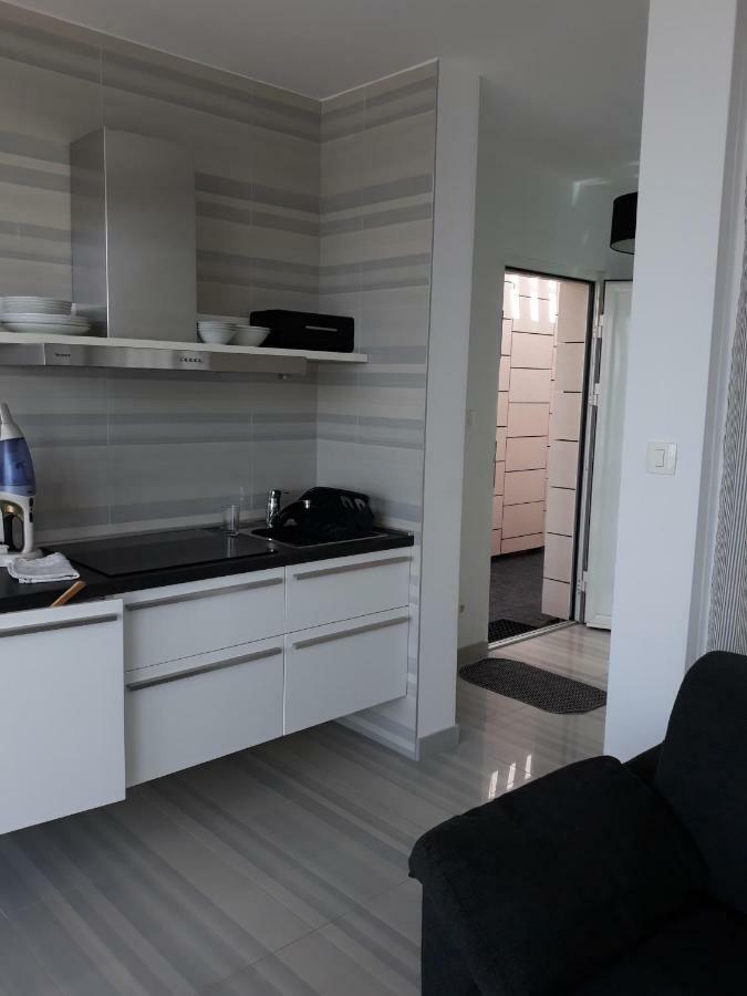 St.Barth Apartments 시베니크 외부 사진